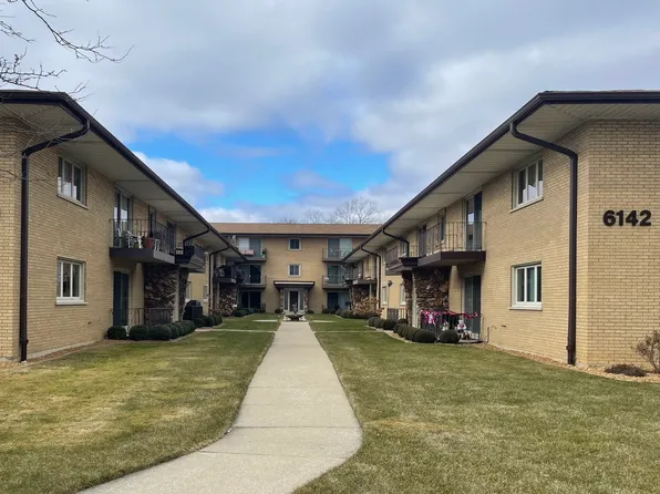 6144 S Kensington Ave #108A, La Grange, IL 60525