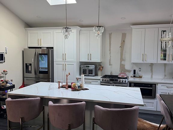 3rd image of 3009 Fishermans Road
