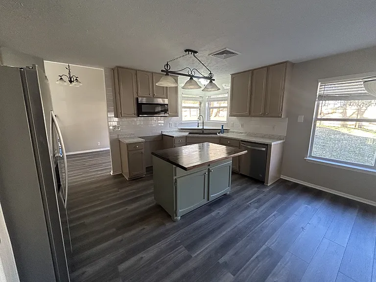 533 Woodland Hills Dr — Photo 19