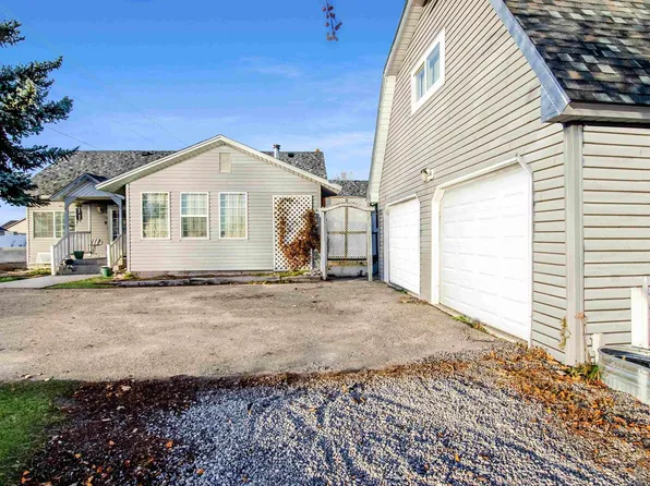 1258 N 45th Rd E, Idaho Falls, ID 83401