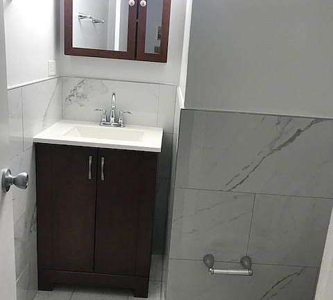 4th image of 234 Hudson St #1J