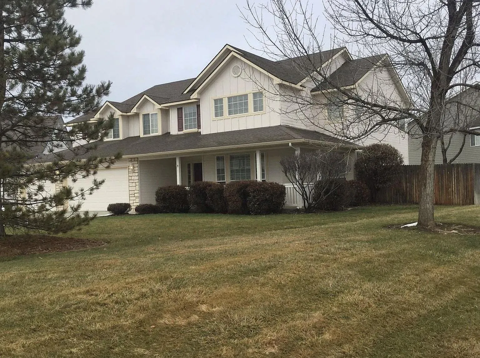 4 bed, 2865 sqft, $3,000 — Photo 3