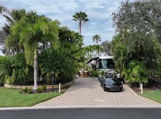 4662 Southern Breeze DR, NAPLES, FL 34114