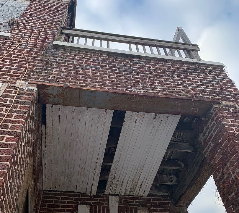 2nd image of 7632 S St Lawrence Ave