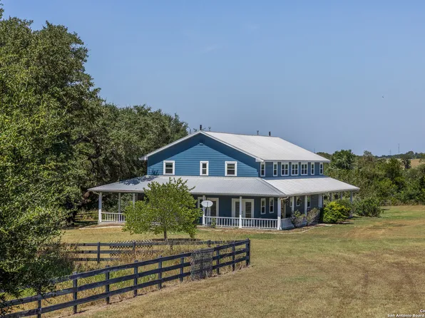 5450 Mazurek, Schulenburg, TX 78956