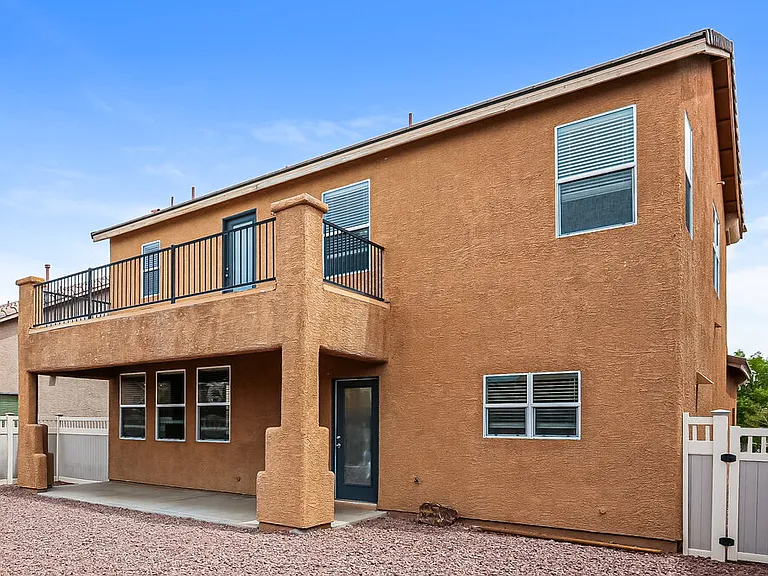 1081 Crescent Falls St — Photo 17