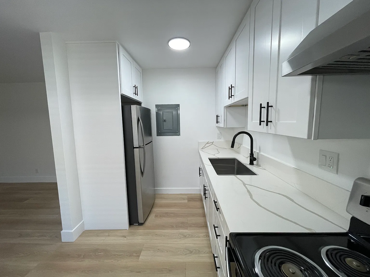 1 bed, 600 sqft, $2,290 — Photo 4