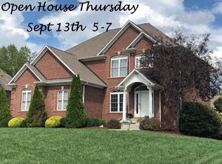 12011 Eagle Knoll Dr, Sellersburg, IN 47172