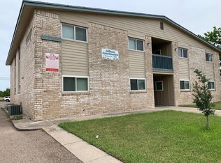 727 W Avenue D #21, Kingsville, TX 78363