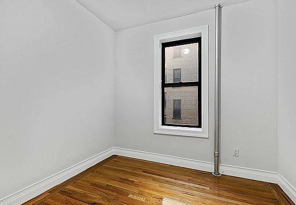 5th image of 613 E 16th St APT 3C