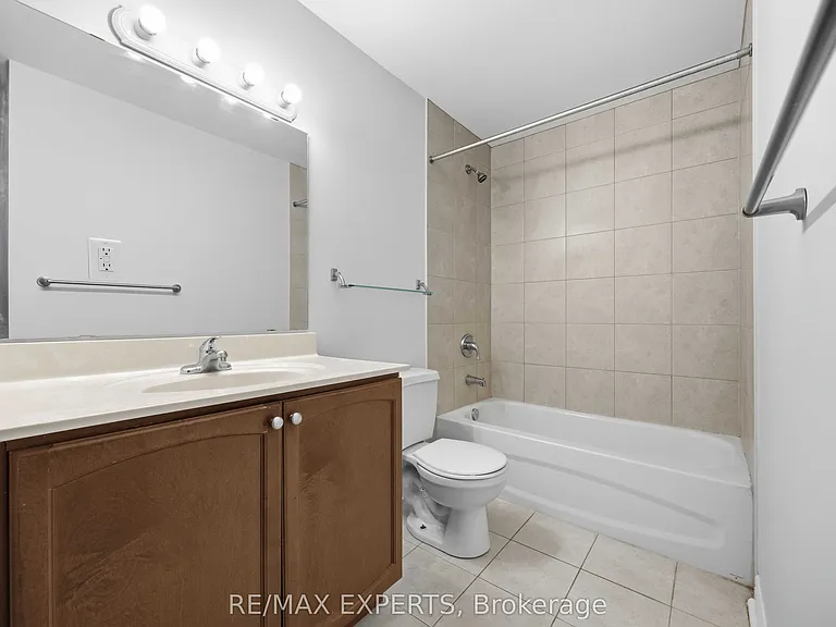 15450 Yonge St S #207 — Photo 21