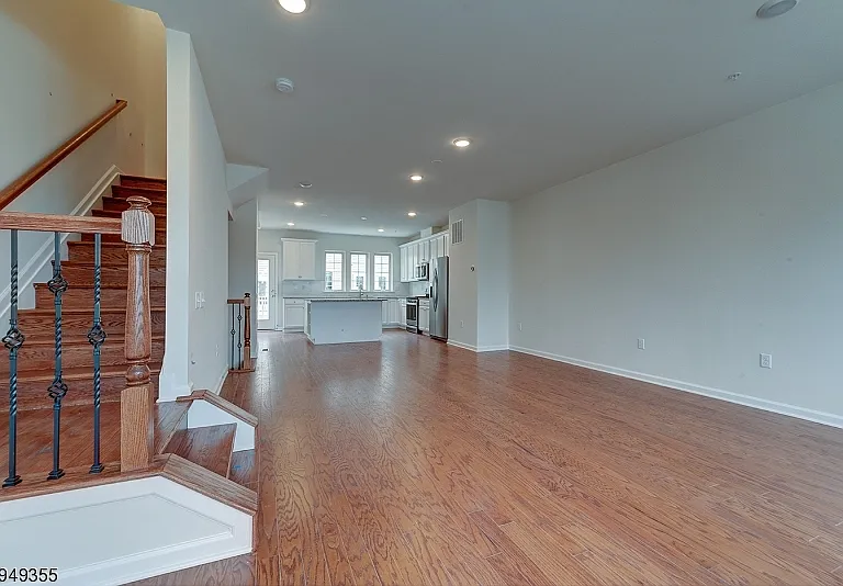 15 Braeburn Ct — Photo 5