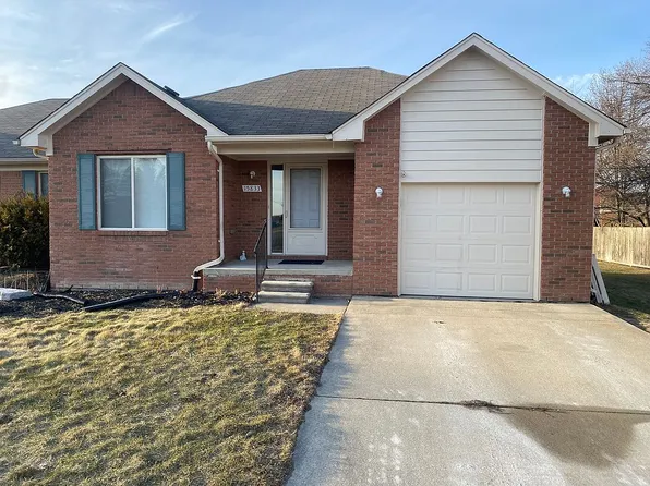 15833 Edsel Dr, Clinton Township, MI 48035