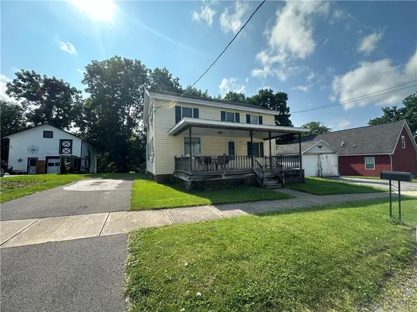 8819 Horton St, Weedsport, NY 13166