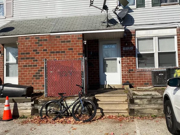 9431 Fairgreen Ln, Philadelphia, PA 19114