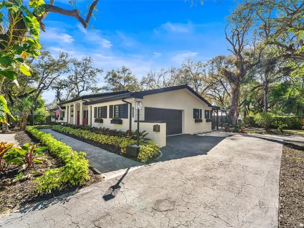 16520 SW 80th Ave, Palmetto Bay, FL 33157