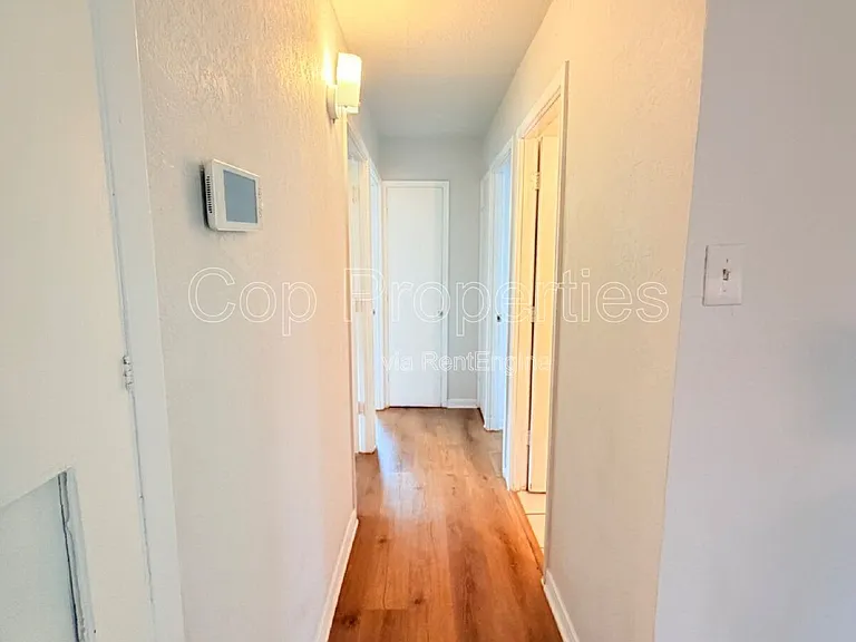 827 Dunwoodie Dr — Photo 9