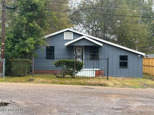3162 Sears St, Jackson, MS 39213