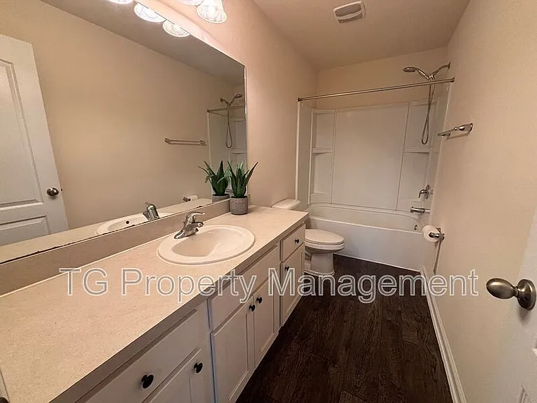 336 Aralia Ln — Photo 16
