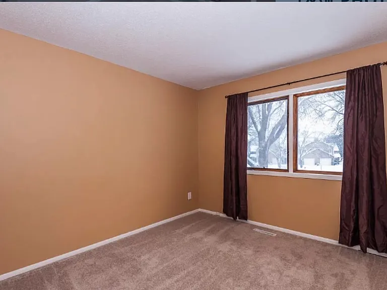 31 Elton Ridge Ct NW #31 — Photo 4