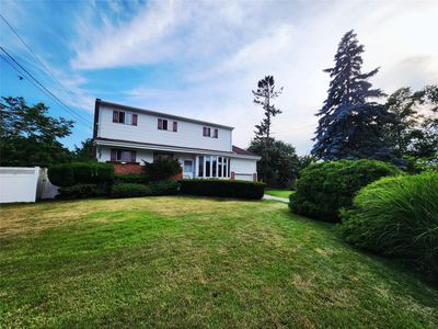14 Brian Drive, East Islip, NY, 11730