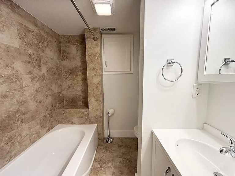 77 E Hillside Ave #1 — Photo 23