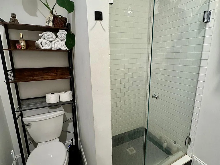 405 S Huntington Ave #2R — Photo 65