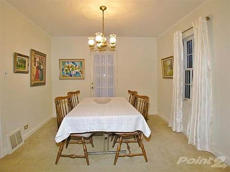 005_Dining Room (alt)