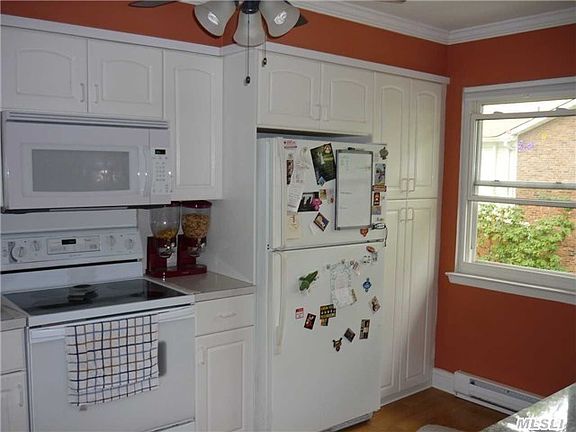 5th image of 40 W 4th St APT 74