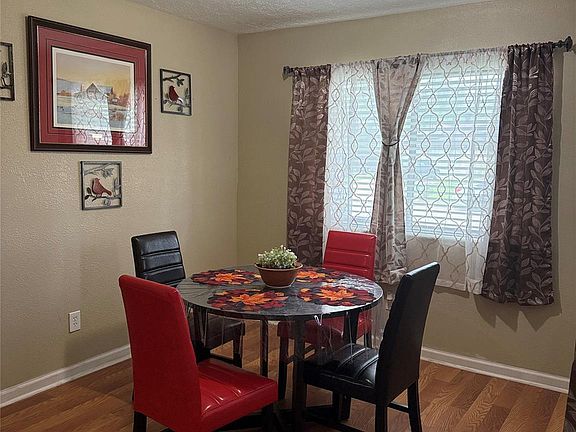 4th image of 335 Anchor Way