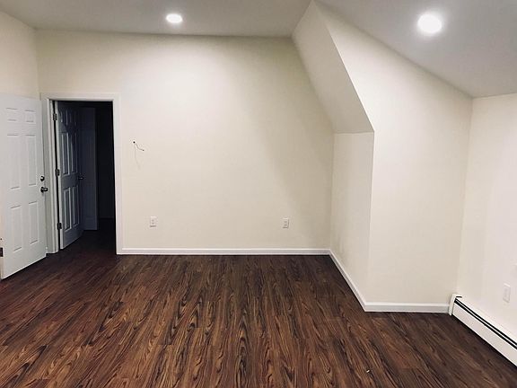 2nd image of 280 Broad St Floor 3