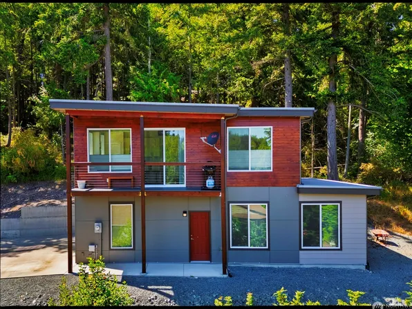 628 Shushwap, La Conner, WA 98257