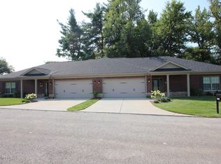 6438 Clover Trace Cir, Louisville, KY 40216