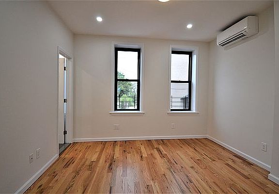 4th image of 5311 5th Ave #4