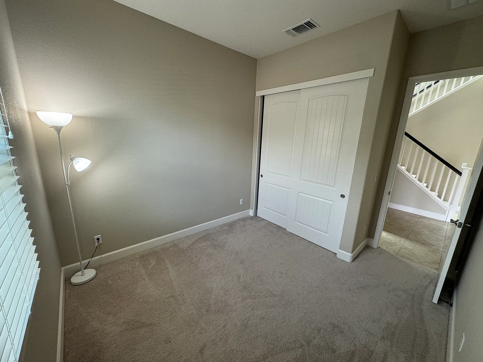 4 bed, 2478 sqft, $3,600 — Photo 2