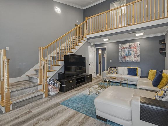 5th image of 130 Baroni Ave APT 37