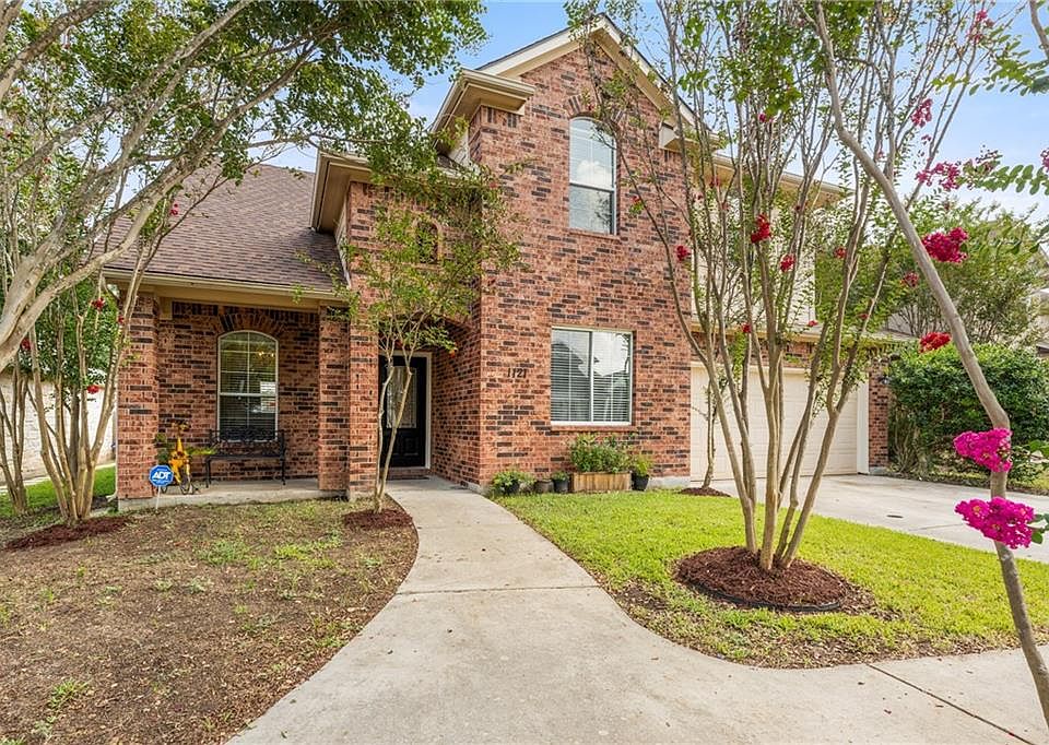 1st image of 1121 Twin Estates Dr