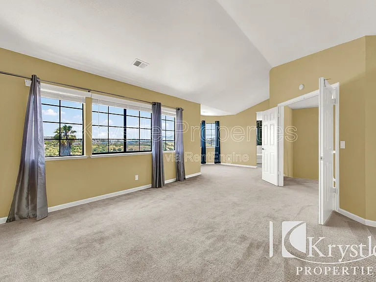 152 Chesapeake Dr — Photo 23