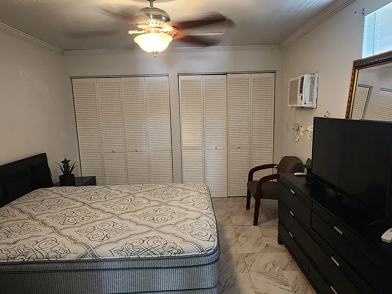 428 Reynolds Rd — Photo 6
