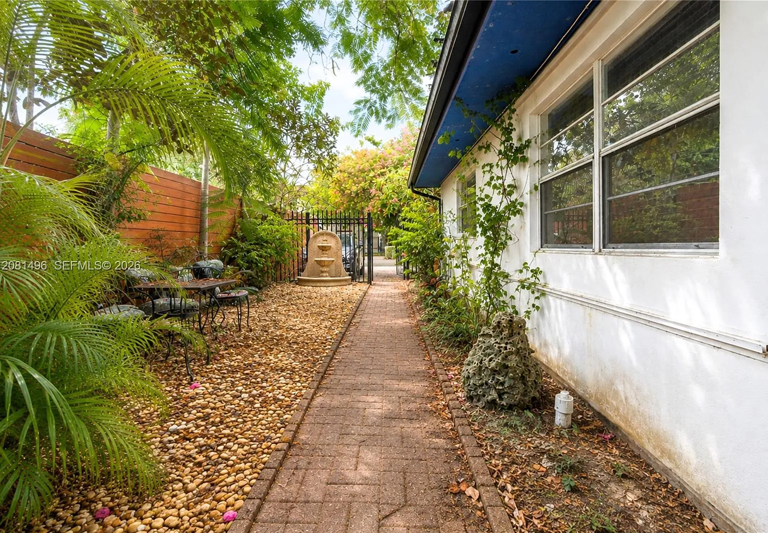 Mundys — Photo 2