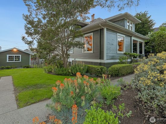 4117 44th Avenue SW, Seattle, WA 98116