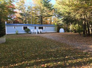 38 Pratt Rd, Bowdoinham, ME 04008