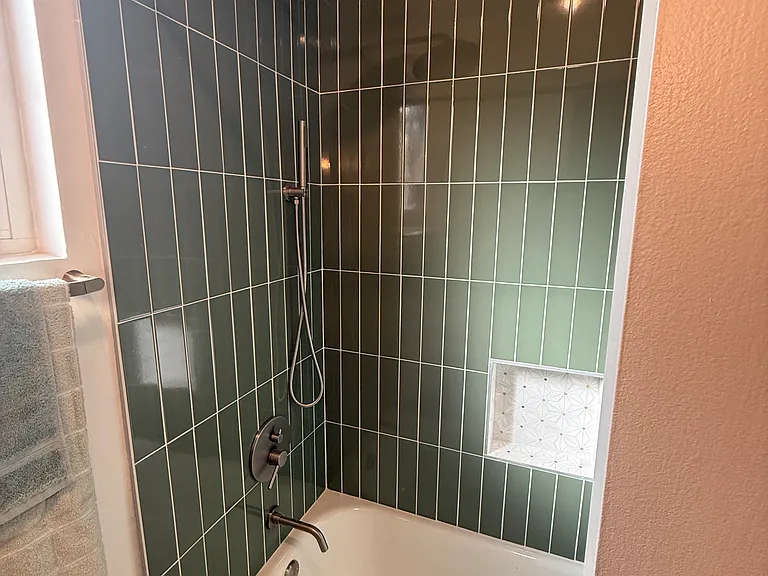 2529 Abbot Kinney Blvd #1/2 — Photo 11
