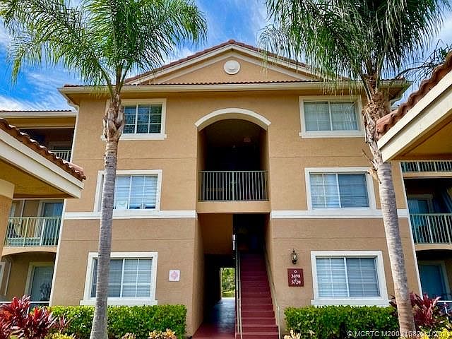 1st image of 3714 NW Mediterranean Ln #11-301