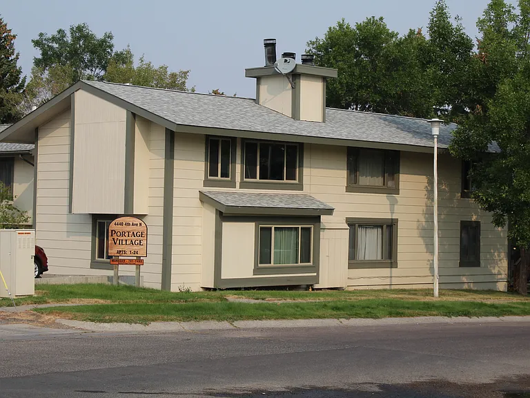 Portage Village Apartments — Photo 39