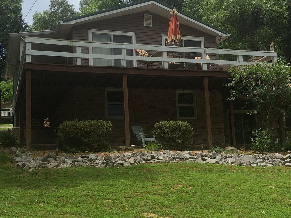 2nd image of 66 Mimosa Dr