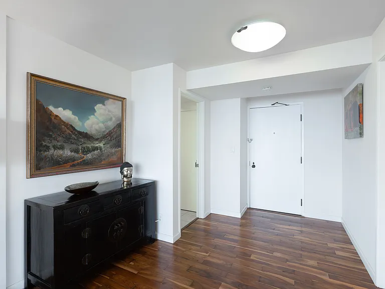 Entry way