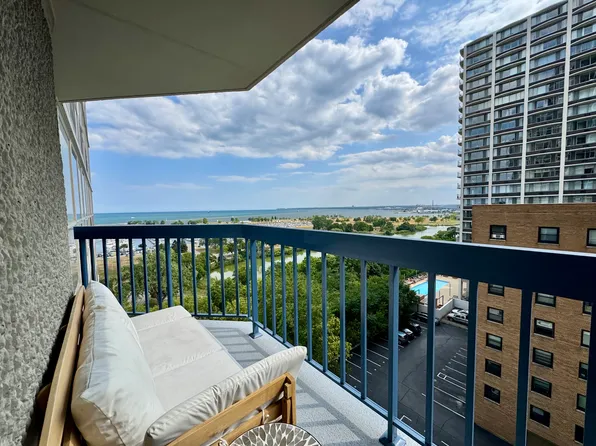 1660 N Prospect Ave Unit 908, Milwaukee, WI 53202