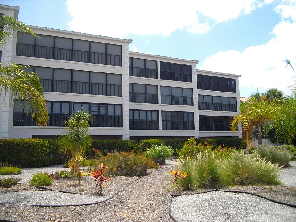 1st image of 922 Golden Beach Blvd #304