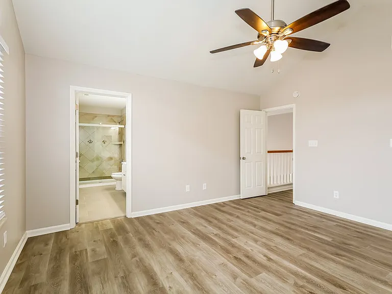 12113 Cartgate Ln — Photo 11